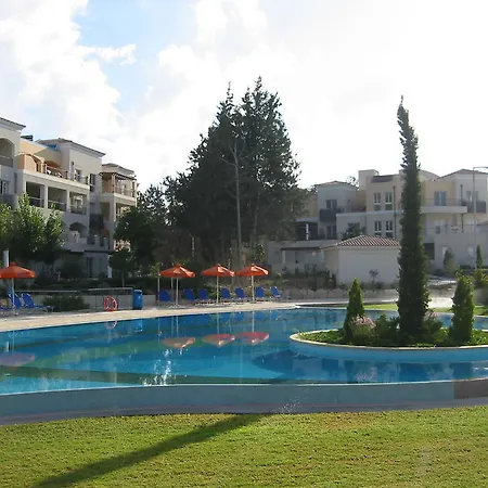 Vila Hesperides Gardens Paphos